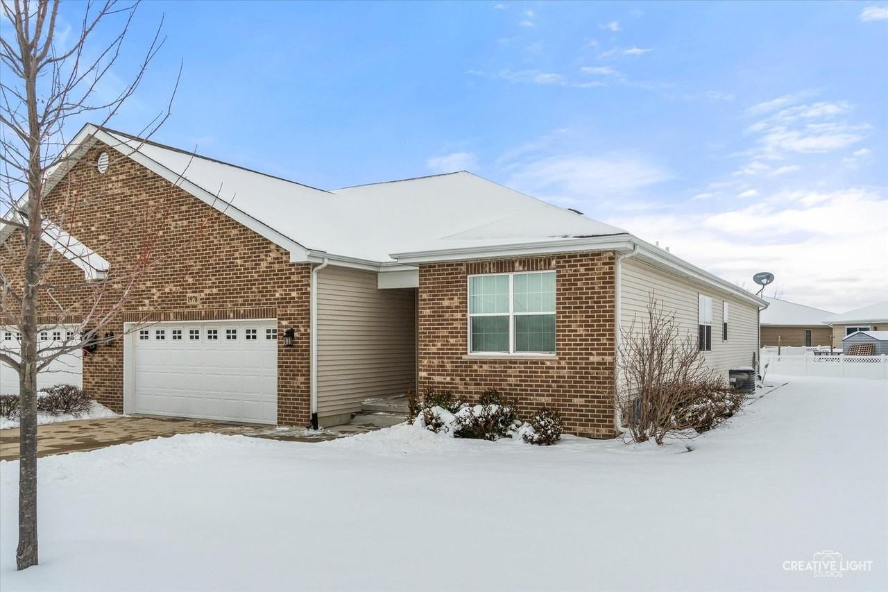 1978 Eagle Dr - Photo 2 of 25