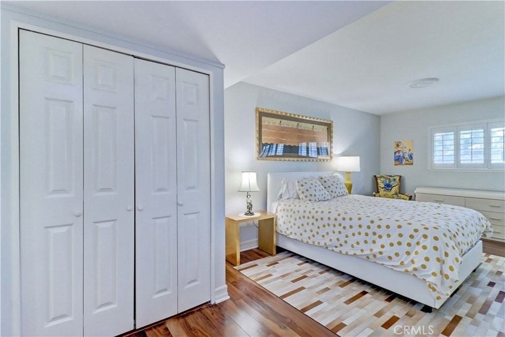 881 Via Mendoza #O - Photo 5 of 47