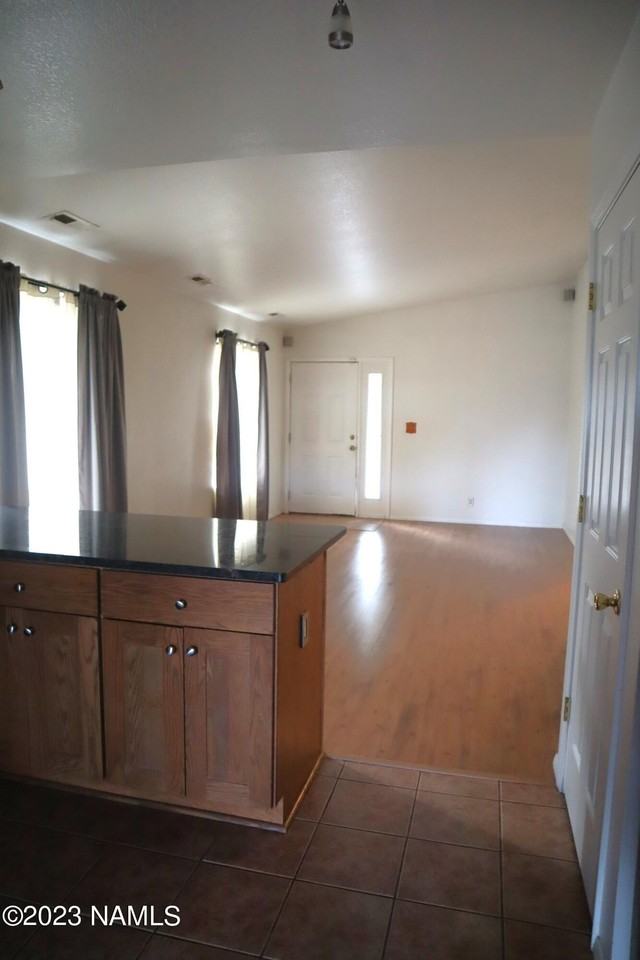 6160 N Christmas Tree Ln - Photo 3 of 22