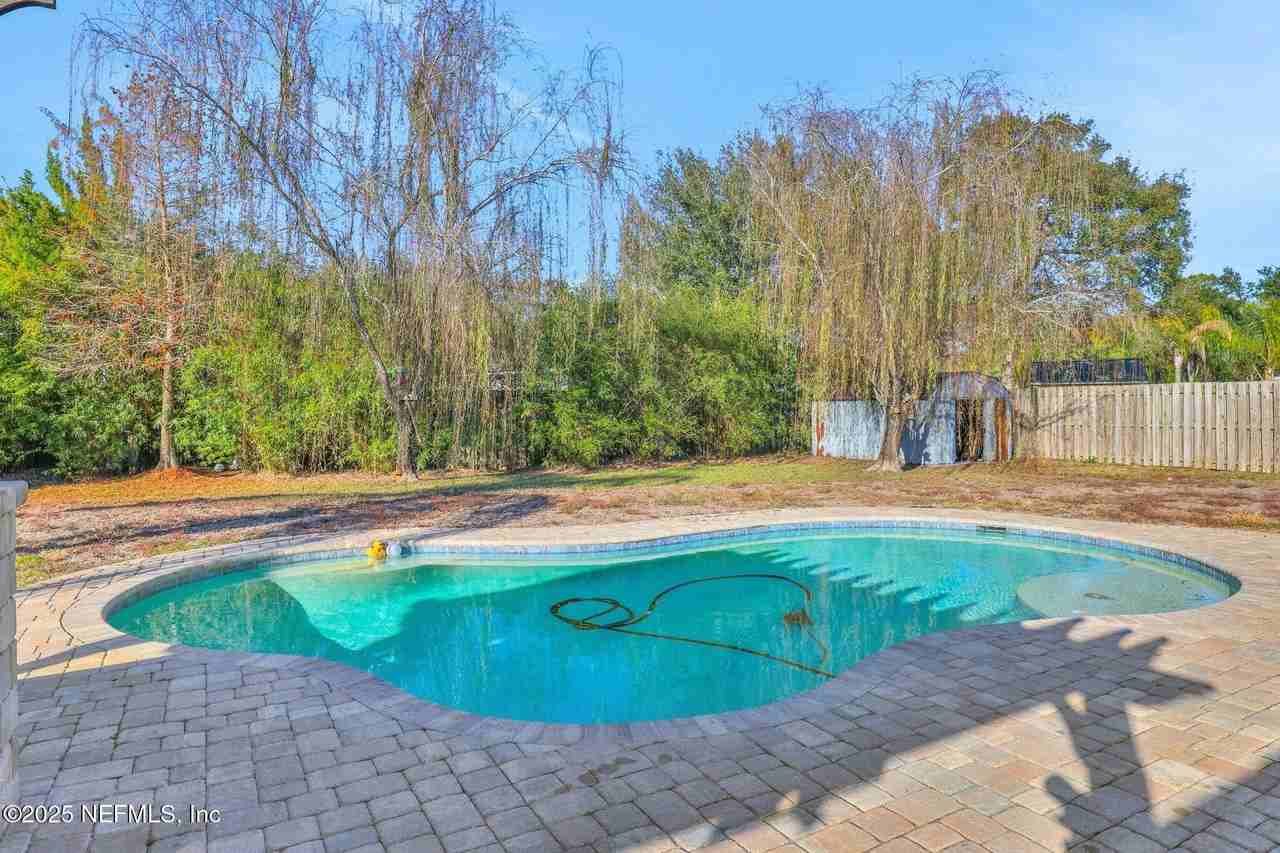 1453 Lindseys Crossing Dr - Photo 6 of 41