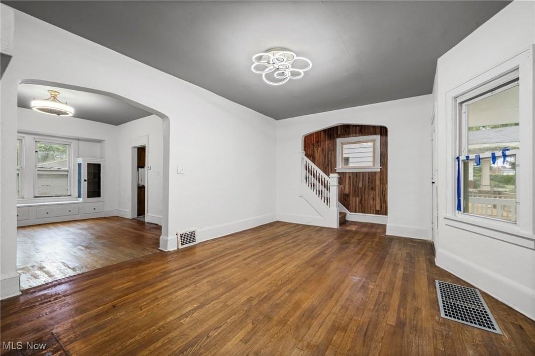 3303 E 118th St - Photo 5 of 23