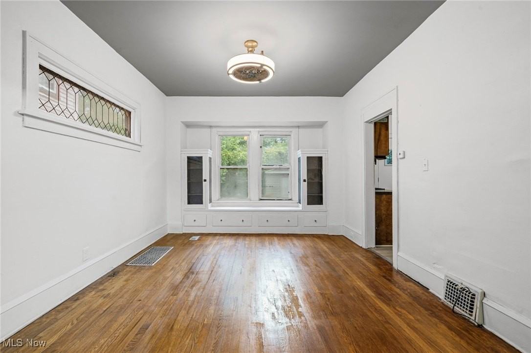 3303 E 118th St - Photo 6 of 23