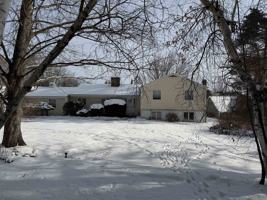 featured image of 32 Forest Rd #2