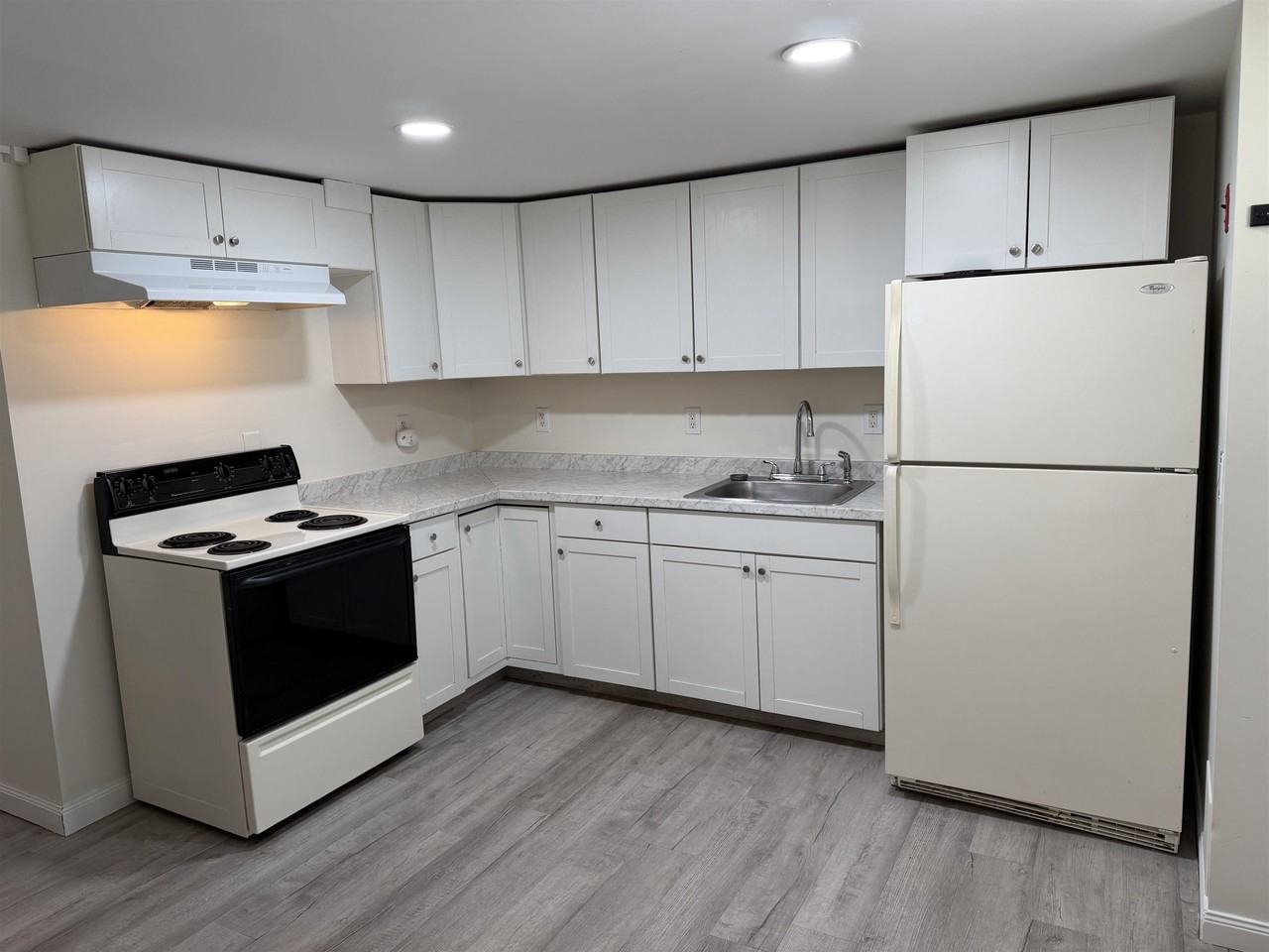 32 Forest Rd #2 - Photo 5 of 22