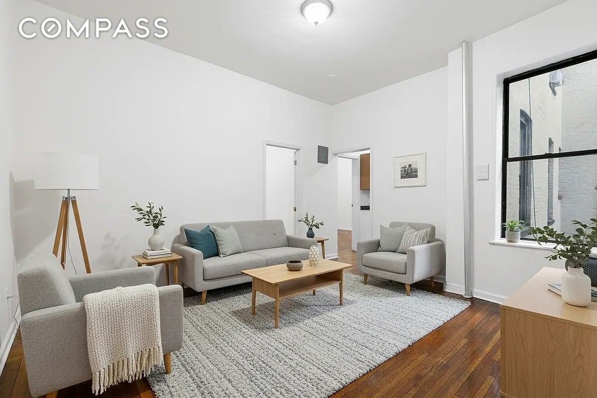 260 Gates Ave #1C - Photo 3 of 6