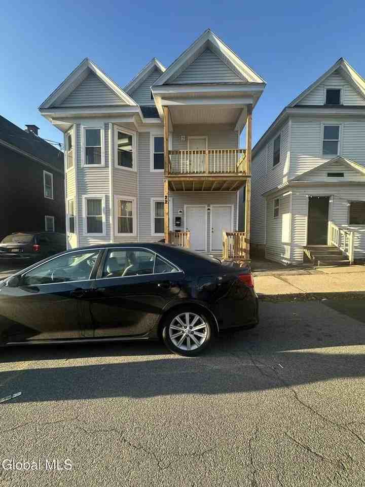 22 Wilson Ave #2 - Photo 2 of 11