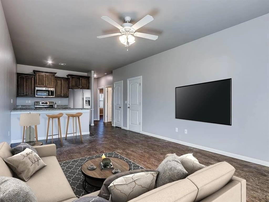 4609 Castle Bay Cv - Photo 5 of 21