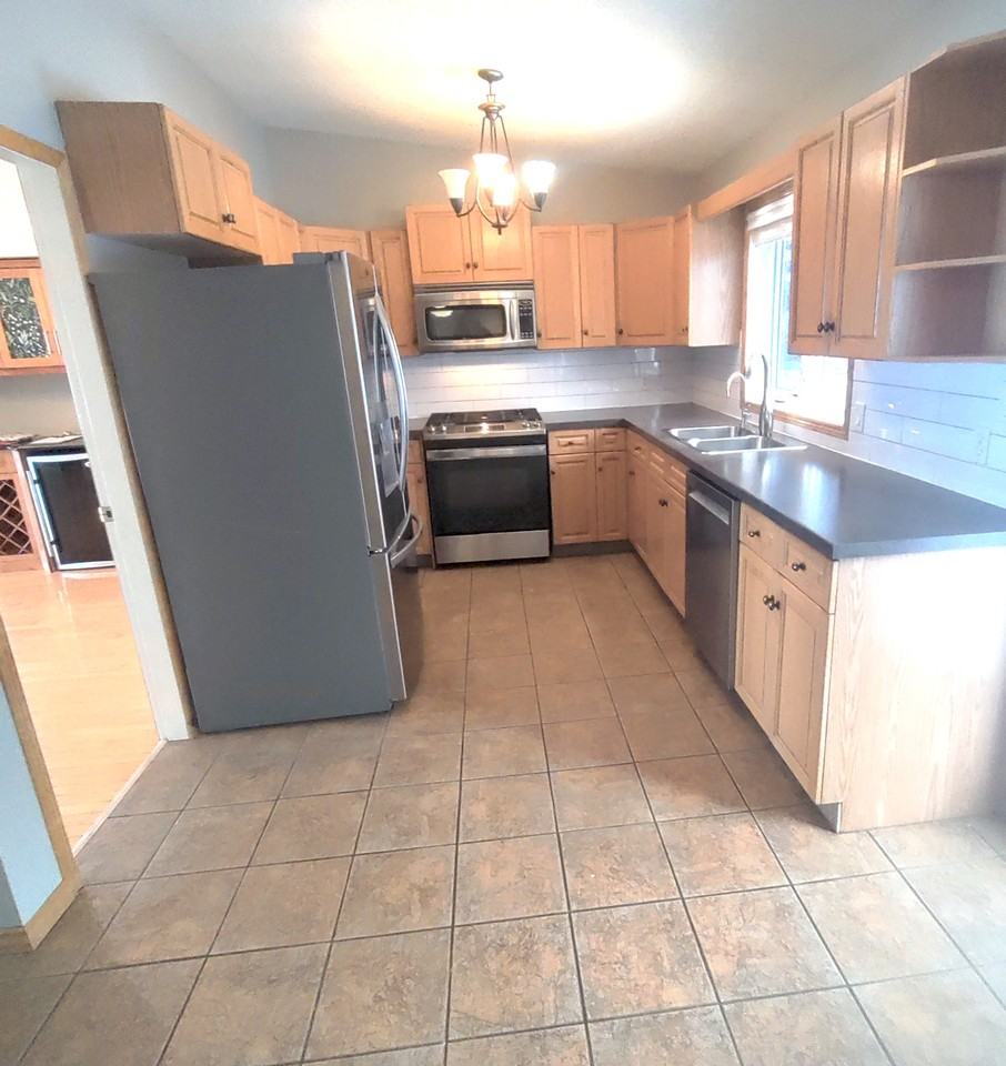 10703 114 Ave #F192 - Photo 6 of 18