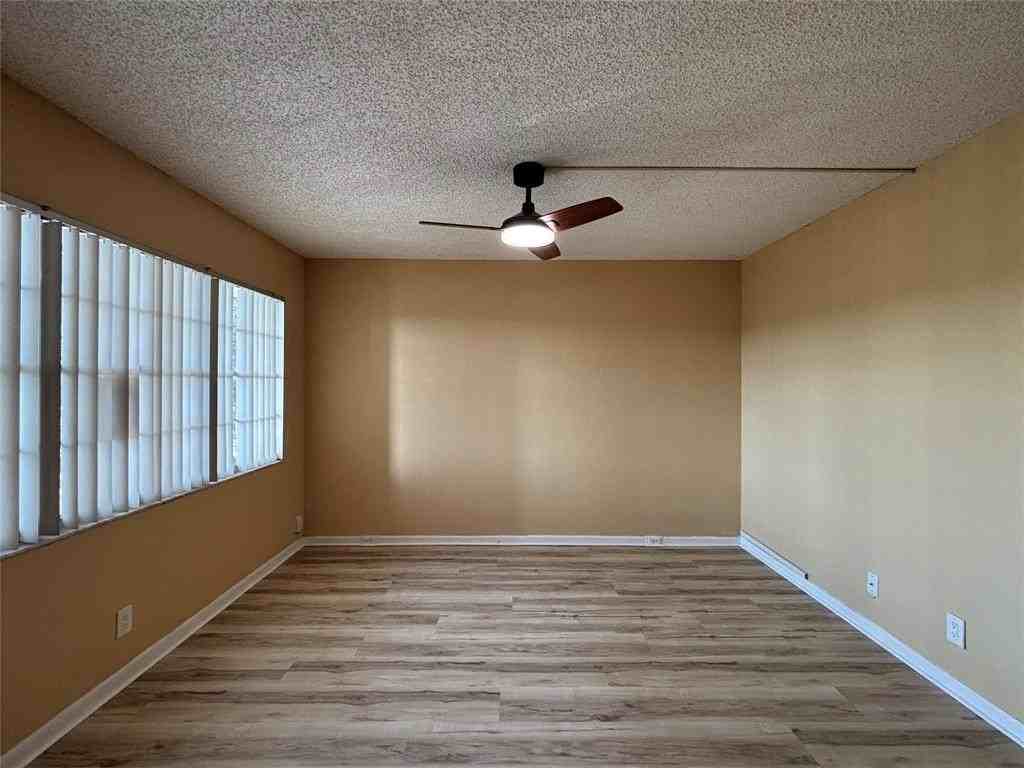 1401 Sw 135th Ter #307H - Photo 6 of 17