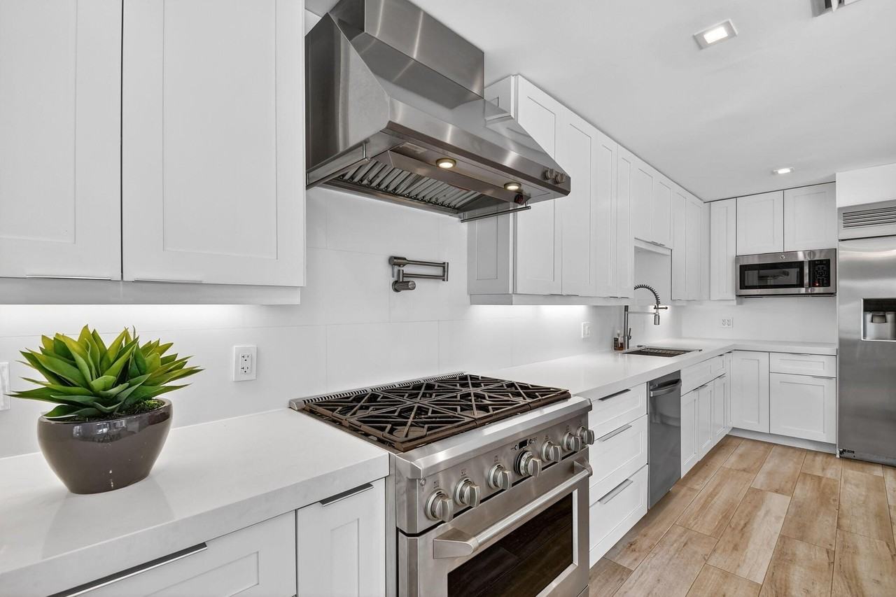 936 Sw 38th Ct - Photo 7 of 24