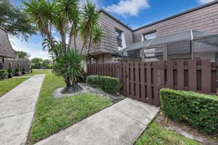 2508 Nw 99th Ave - Photo 1 of 1