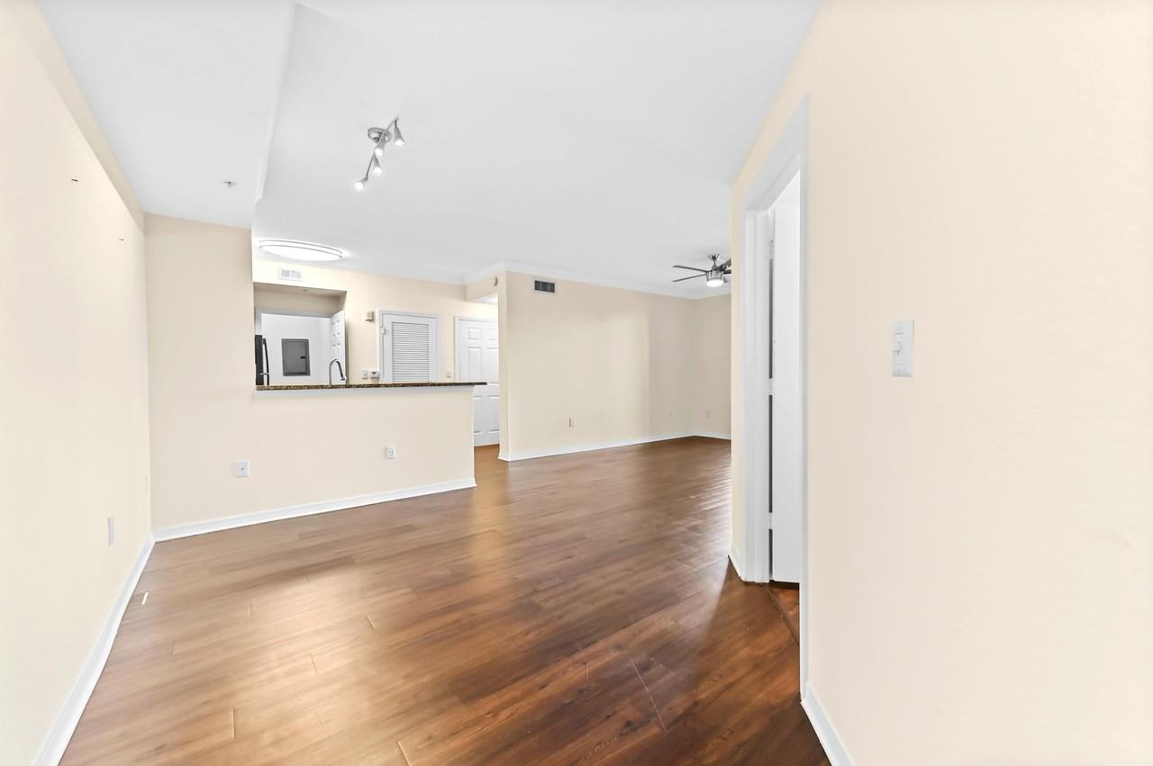 15105 Michelangelo Blvd #106 - Photo 5 of 25