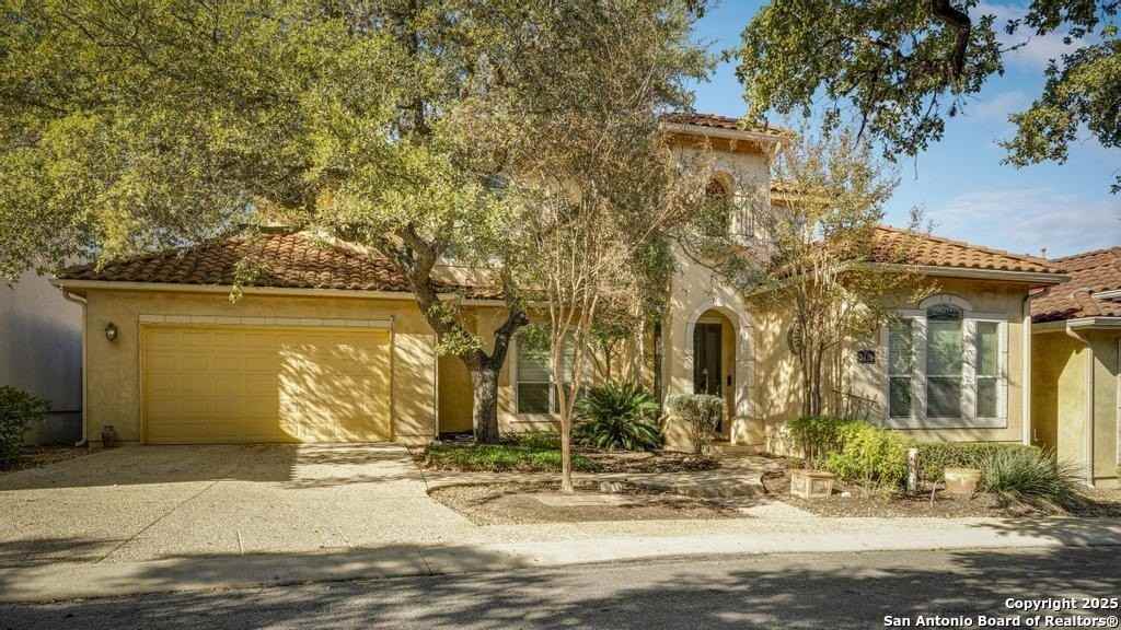 3439 Monterrey Oak - Photo 3 of 33