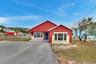 2720 Golf Dr - Photo 1 of 1