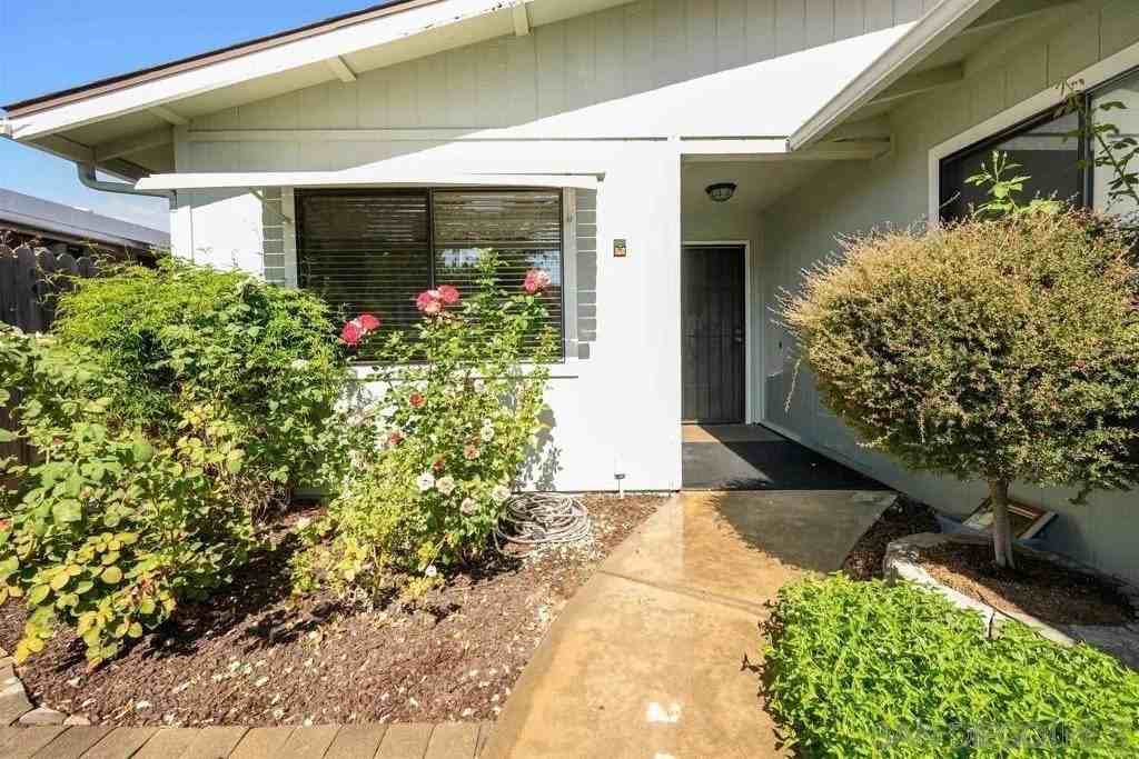 1811 Lynx Gln - Photo 2 of 24