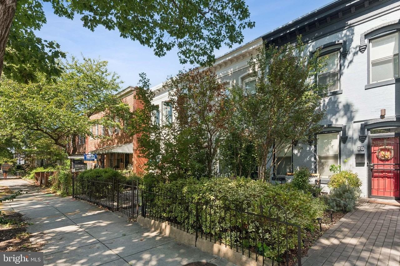 51 P St Nw - Photo 3 of 37