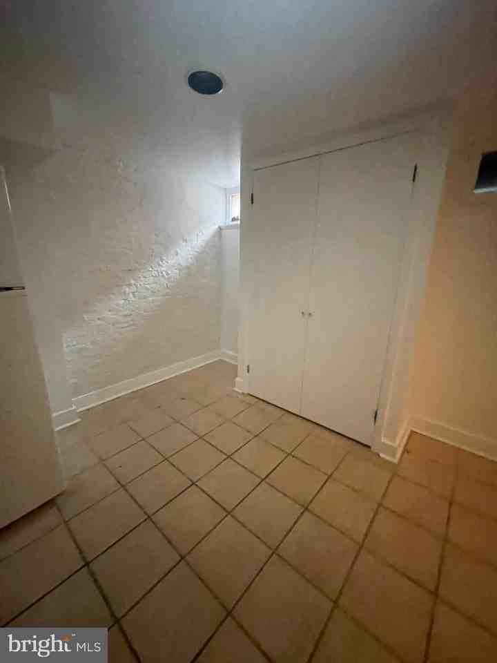 222 Warren Ave Apt 1f #1F - Photo 5 of 15