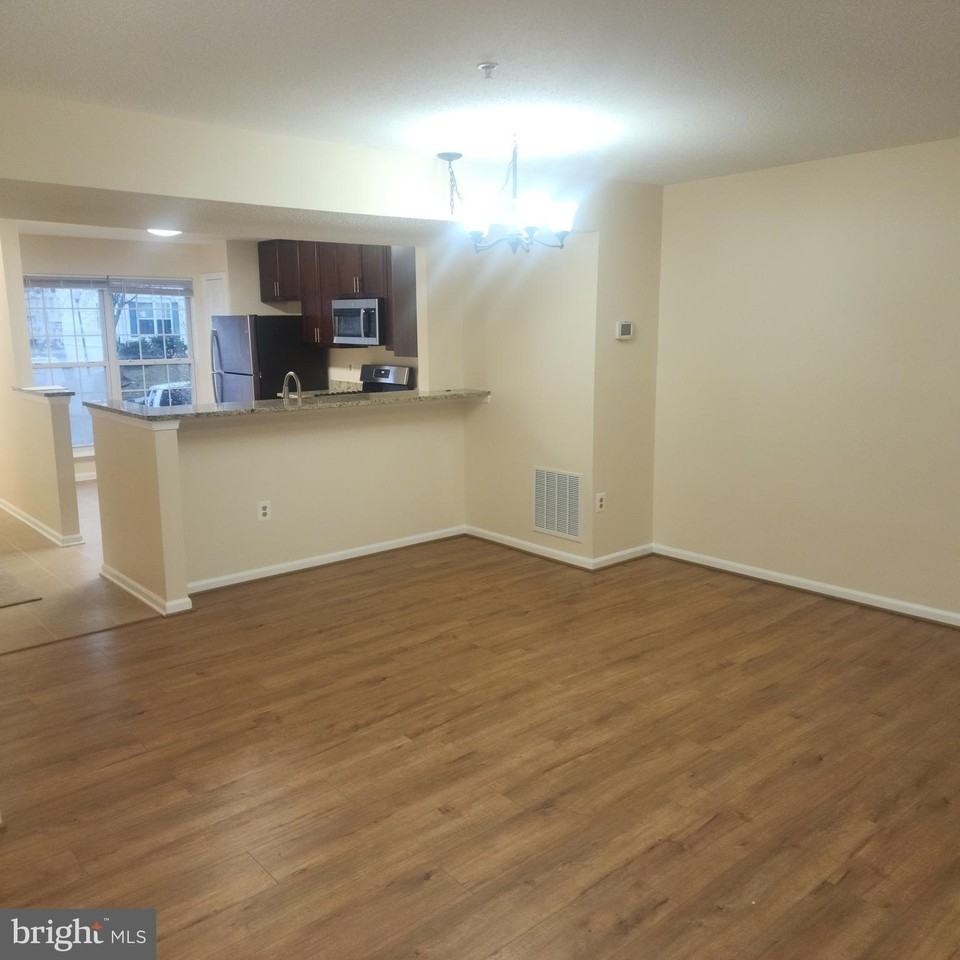 7438 Catterick Ct - Photo 5 of 27