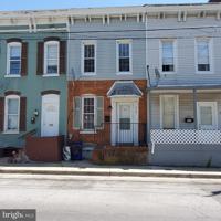 featured image of 314 S Locust St