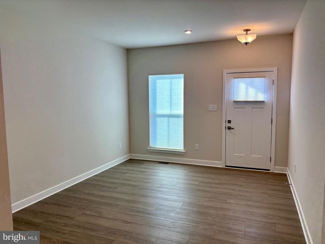 88 Rosemary Way - Photo 3 of 24