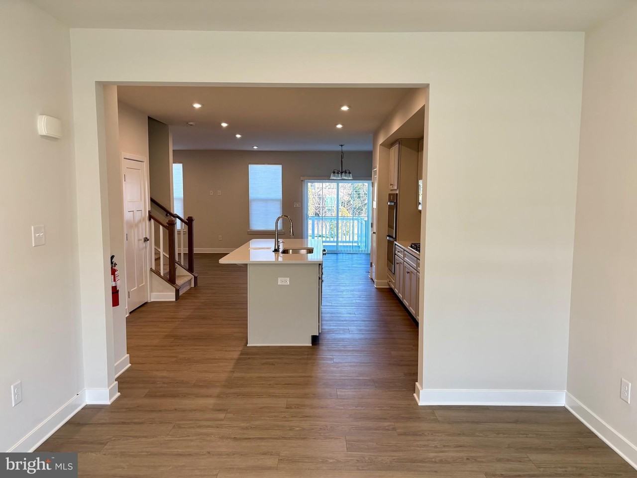 88 Rosemary Way - Photo 5 of 24