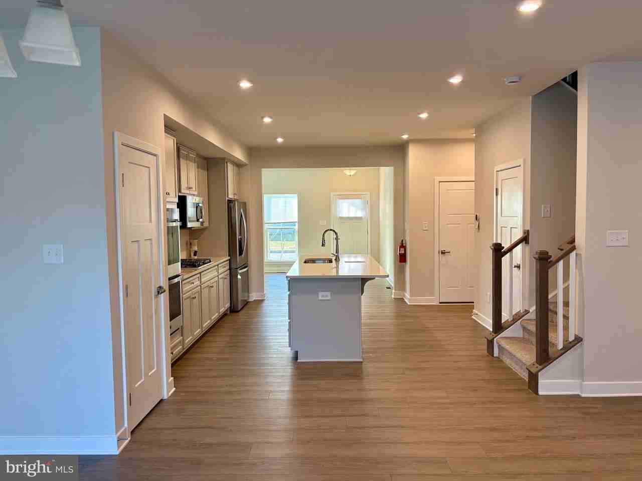 88 Rosemary Way - Photo 6 of 24