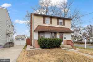 featured image of 2503 48th St