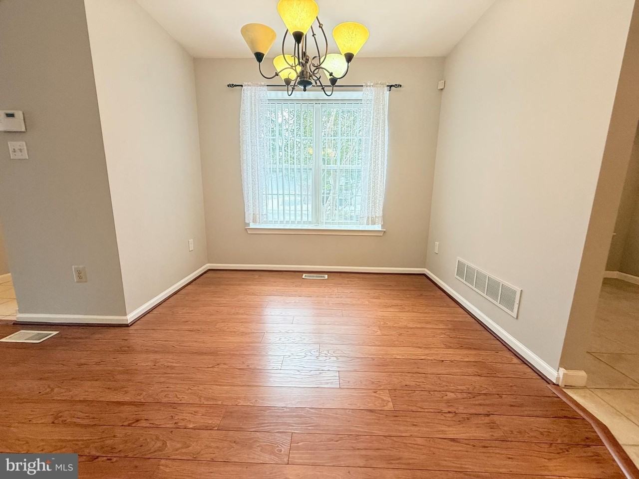 7004 Spruce Mill Dr - Photo 4 of 17