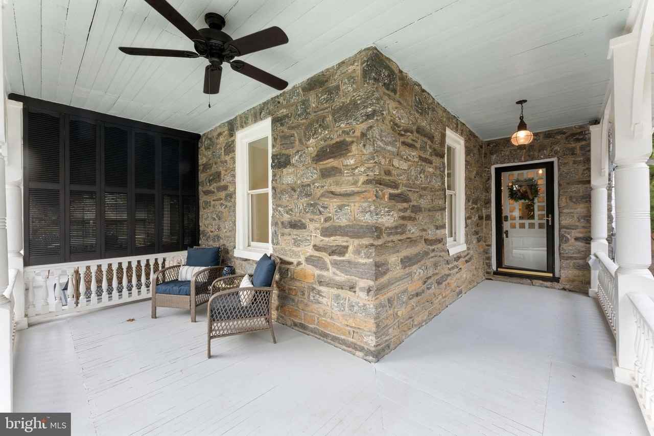 209 Merion Ave - Photo 3 of 47