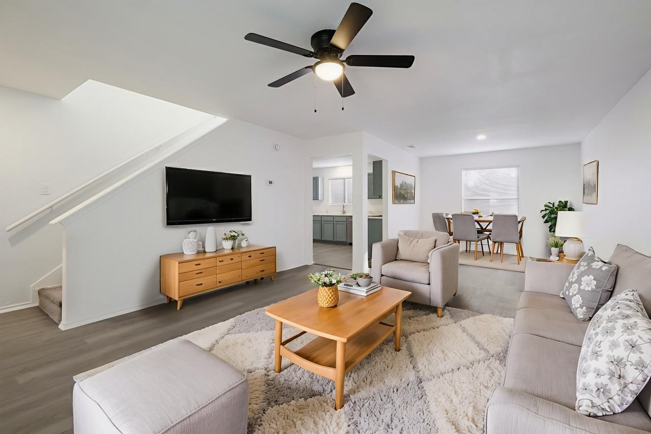 3506 Moss Mdws #1 - Photo 2 of 10