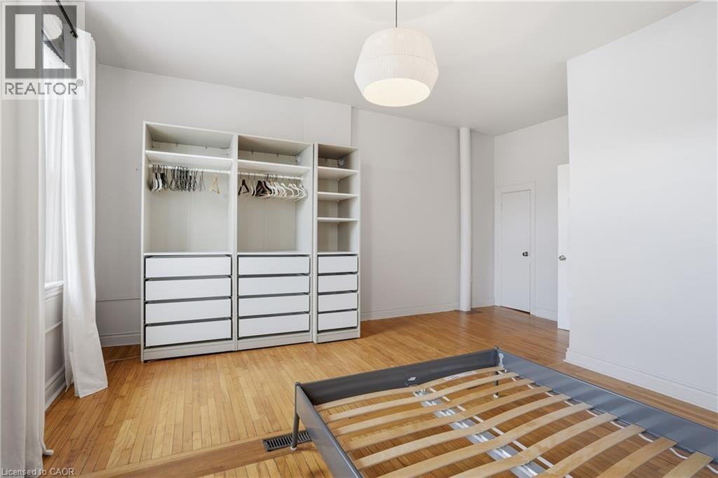 313 Mary St #1 - Photo 3 of 6