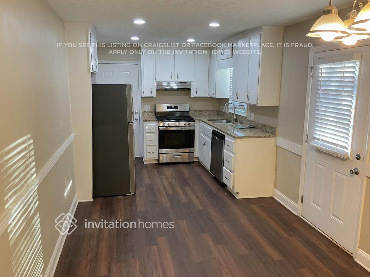 504 Rivercrest Dr - Photo 7 of 14