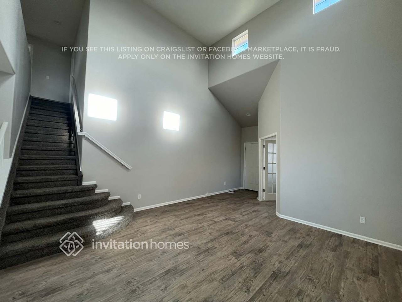 1828 Silver Meadow Cir - Photo 5 of 36