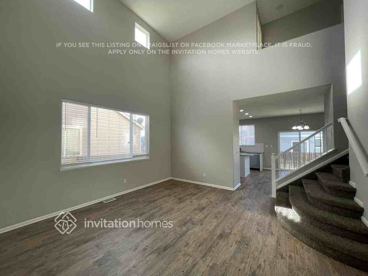 1828 Silver Meadow Cir - Photo 7 of 36
