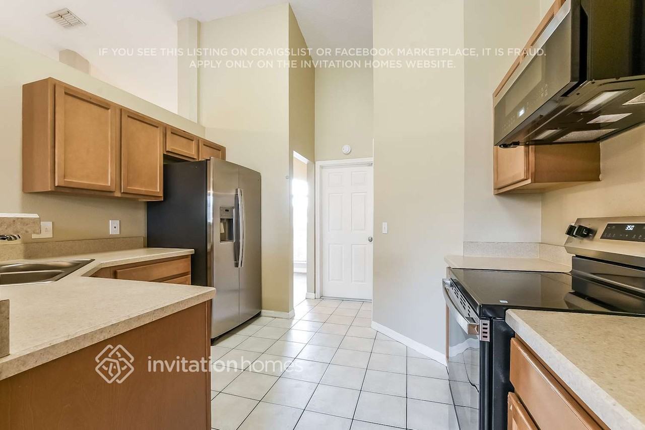 8523 Sunsprite Ct - Photo 6 of 17