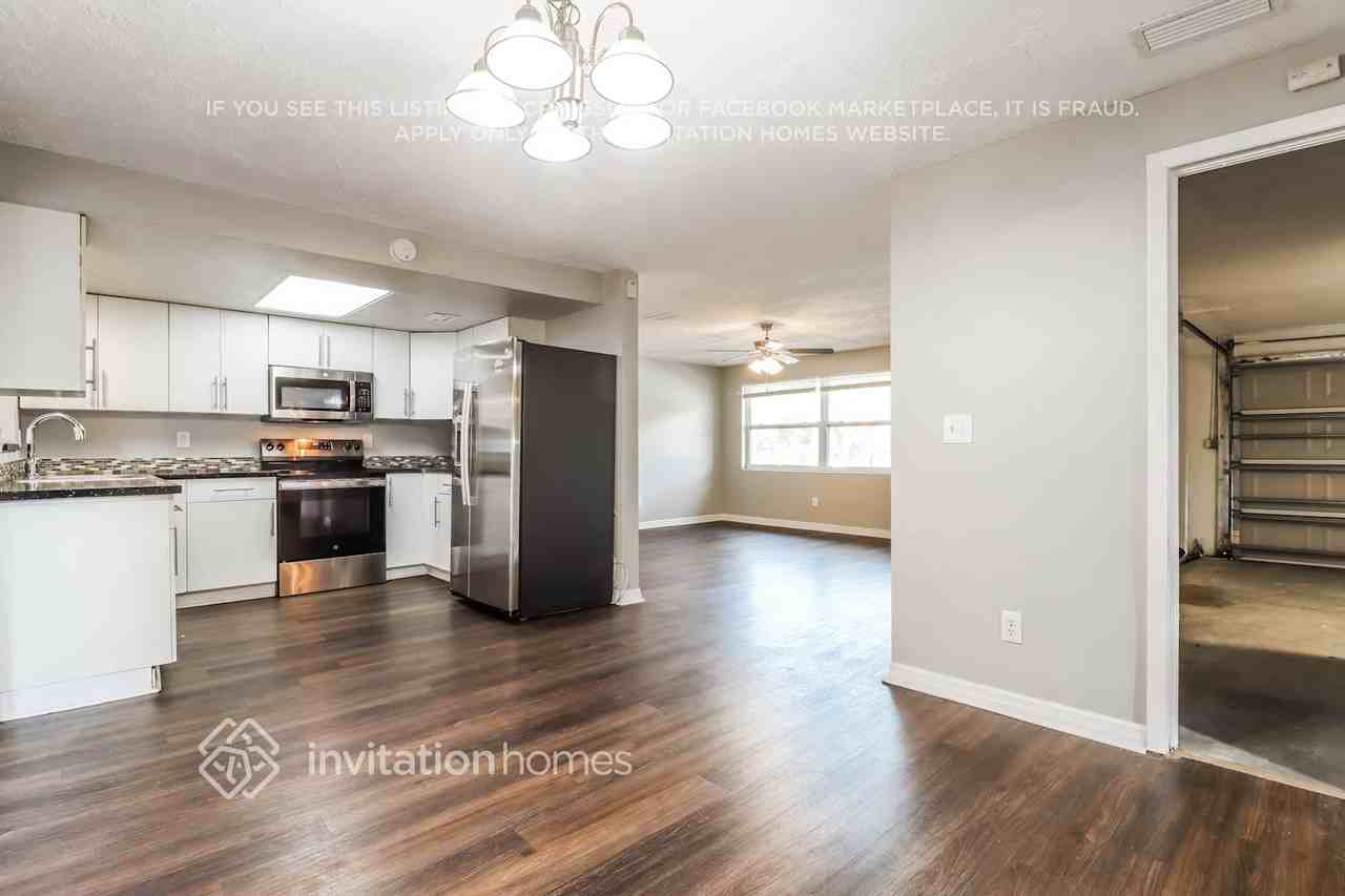 1830 N Keene Rd - Photo 6 of 17