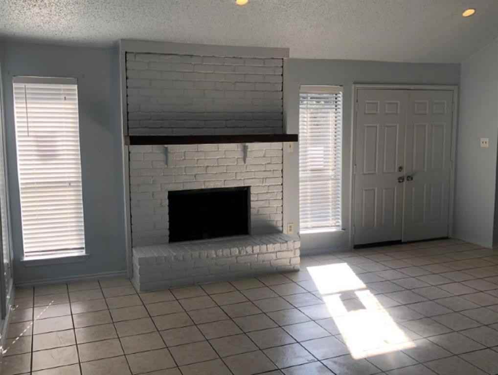 2205 Heritage Cir - Photo 7 of 11