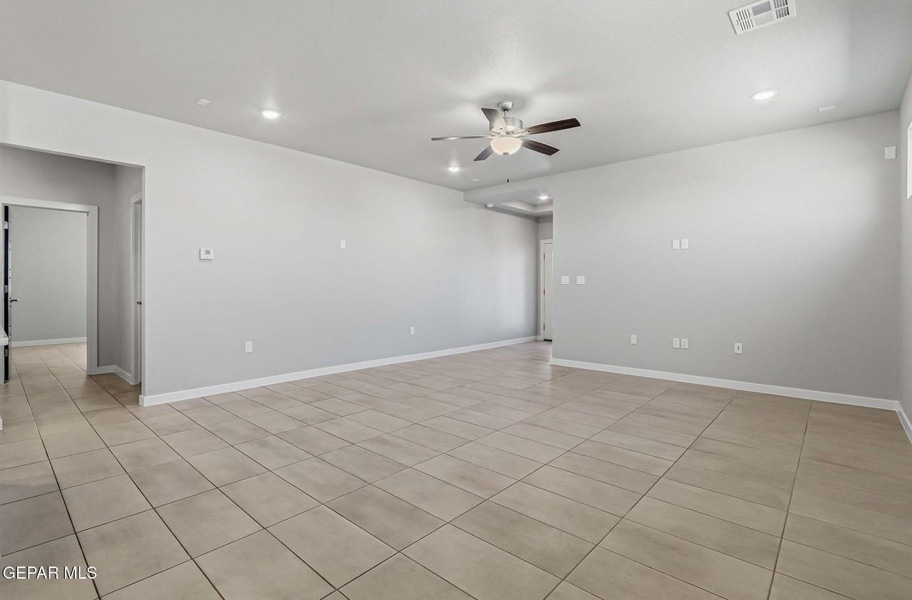 788 Plains Blackfoot Dr - Photo 6 of 33