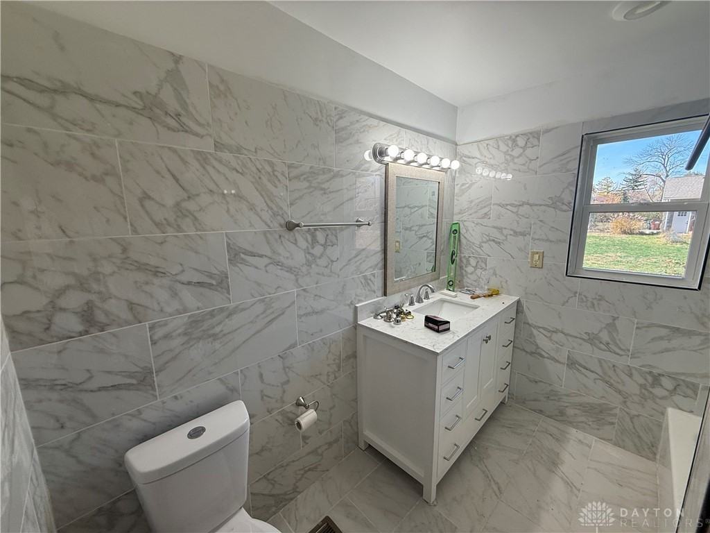 3641 Maxton Rd - Photo 7 of 14