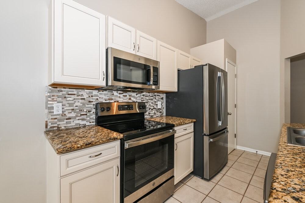 8026 Fleur De Lis Dr - Photo 6 of 16