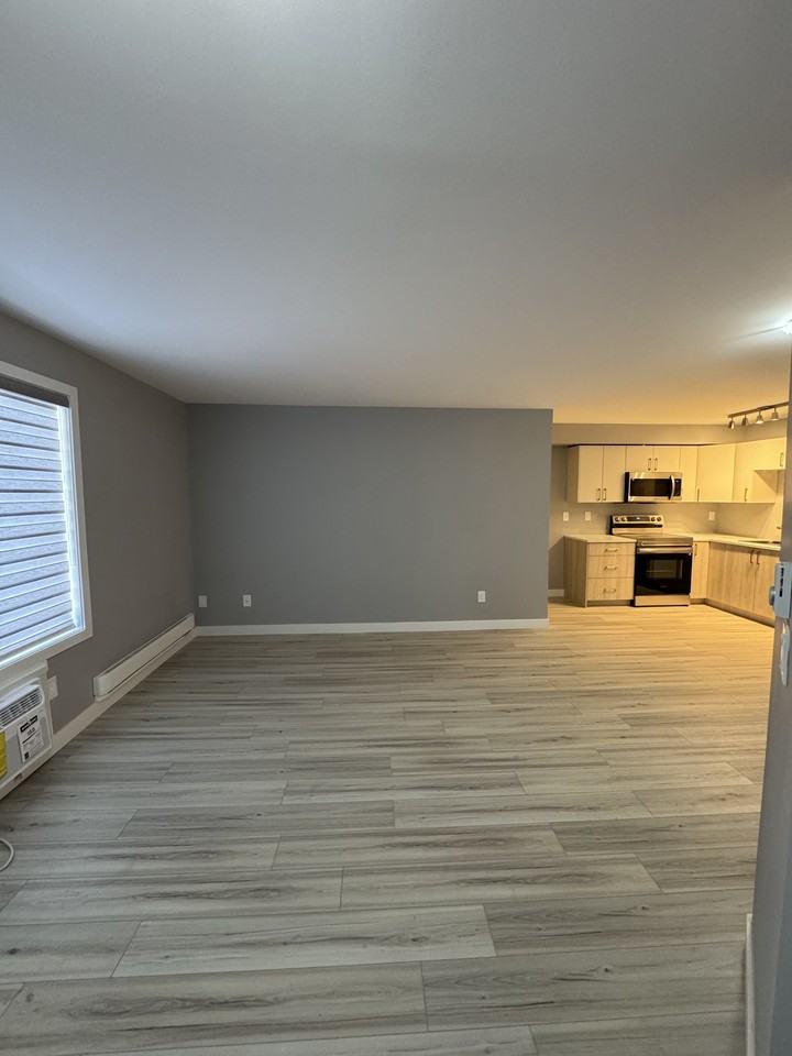 25 Tim Sale Dr - Photo 3 of 32