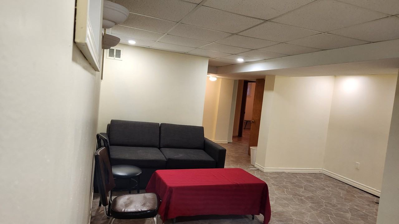 Eglinton Ave E & Midland Ave - Photo 2 of 14