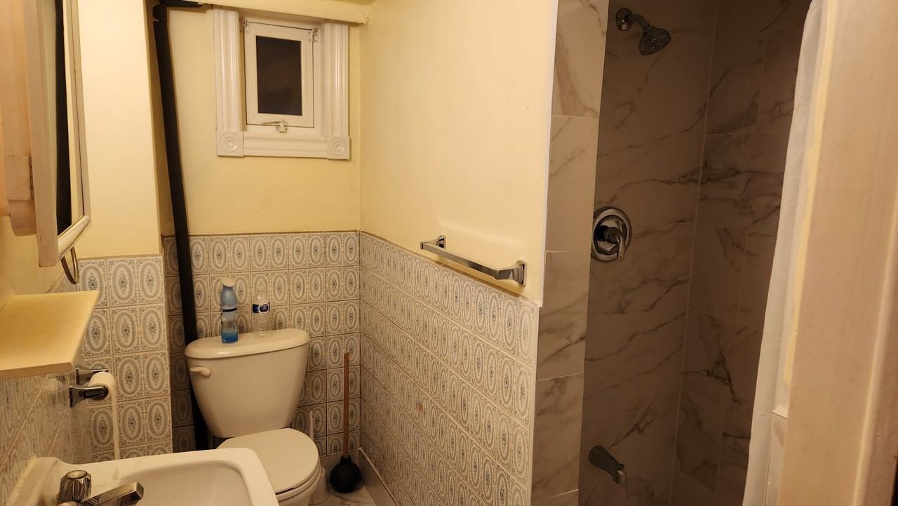 Eglinton Ave E & Midland Ave - Photo 3 of 14