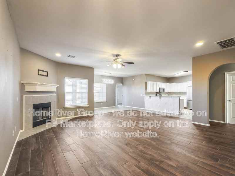 6001 Se 66th St - Photo 4 of 23