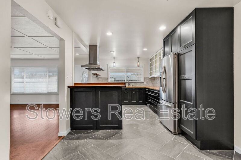 3928 Dartmouth Way - Photo 7 of 23