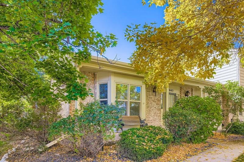 7663 S Cove Cir - Photo 4 of 36