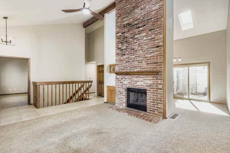 7663 S Cove Cir - Photo 6 of 36