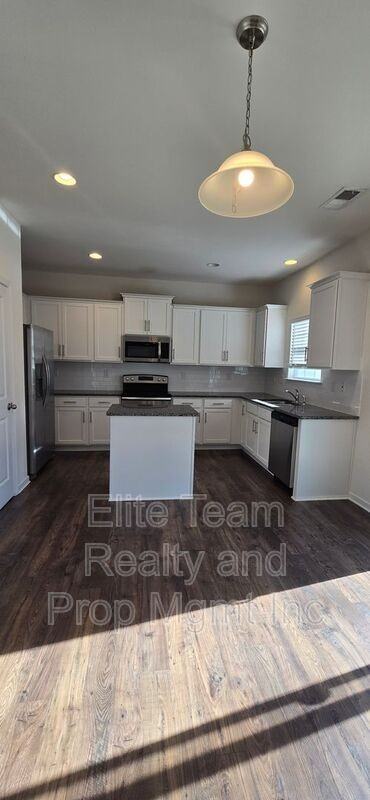 10422 Bradstreet Commons Way - Photo 7 of 27