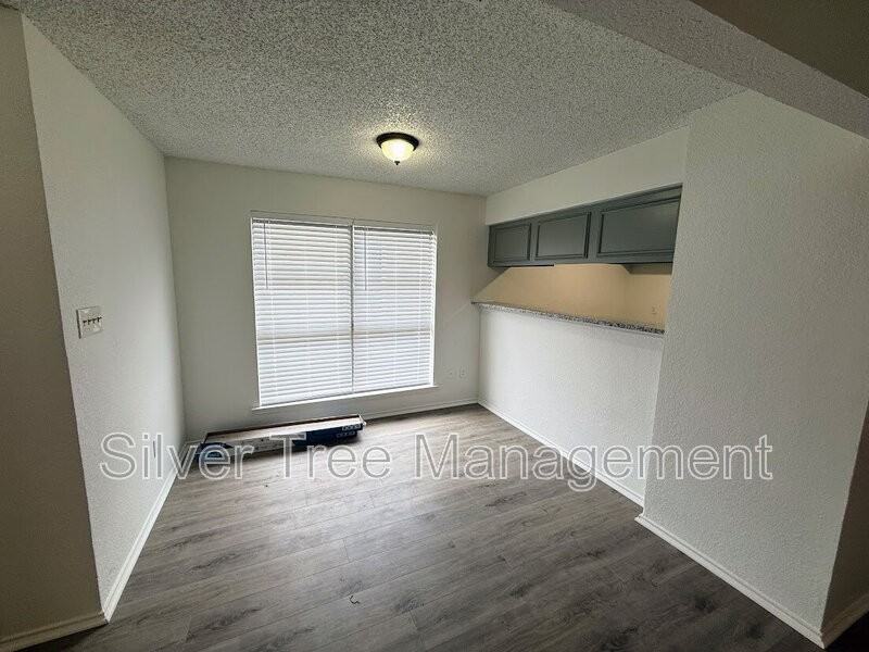 2326 Summer Place Dr - Photo 6 of 21