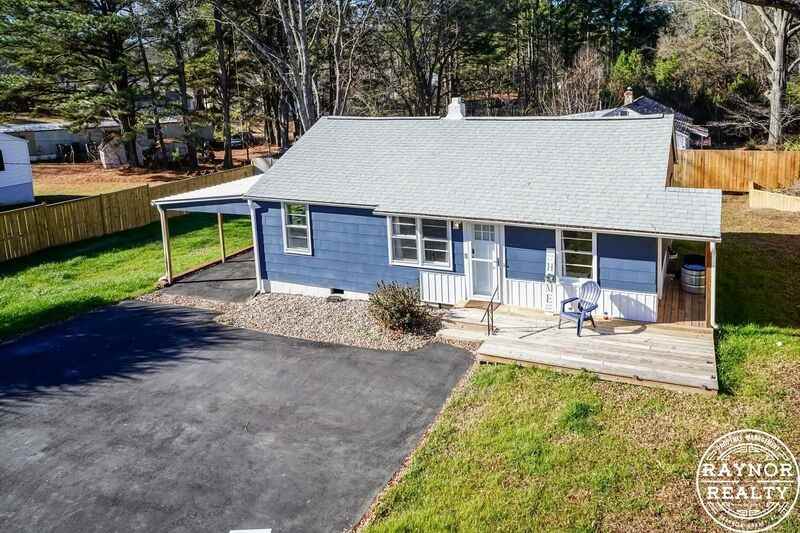 429 N Main St - Photo 2 of 32